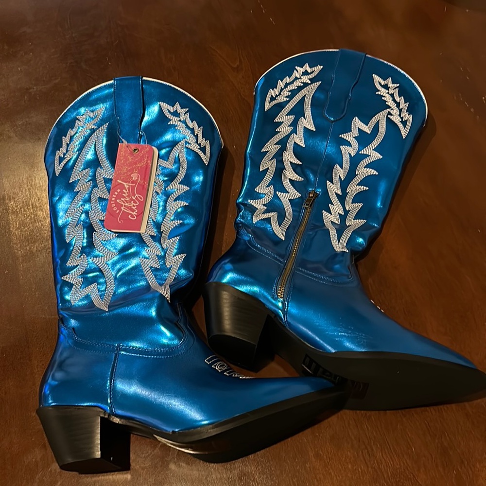 Southern Fried Chic’s Wide Calf Boots